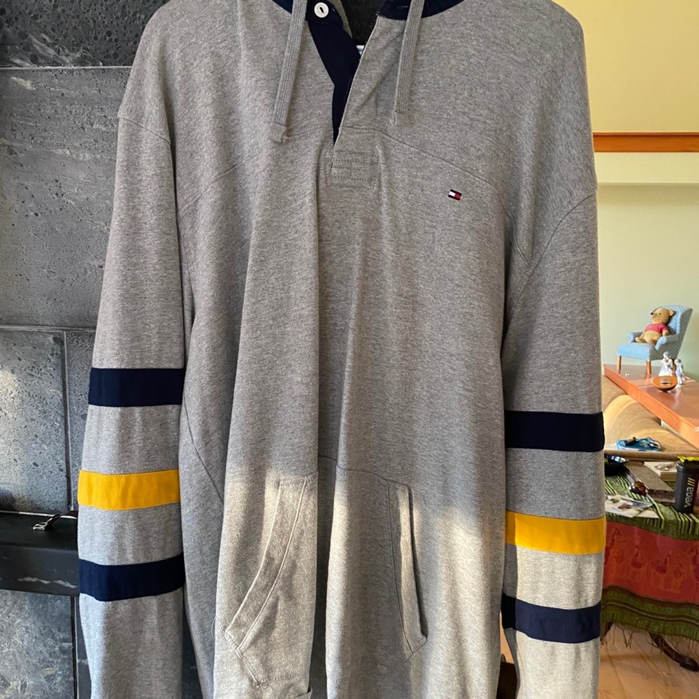 Tommy Hilfiger hoodie